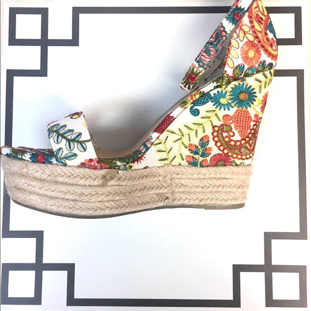 Embroidered Wedge Espadrille Floral Sandal